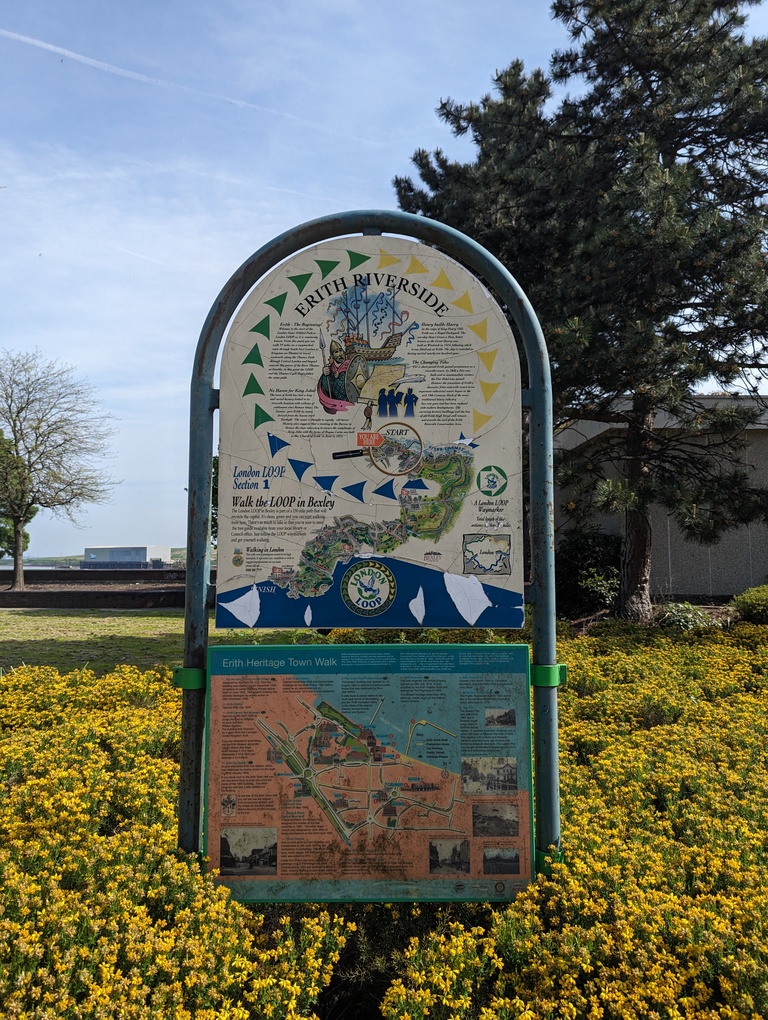 Section 1 LOOP marker at Erith