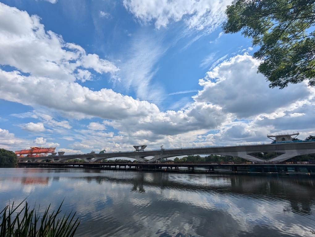 HS2 viaduct over Harefield Lake